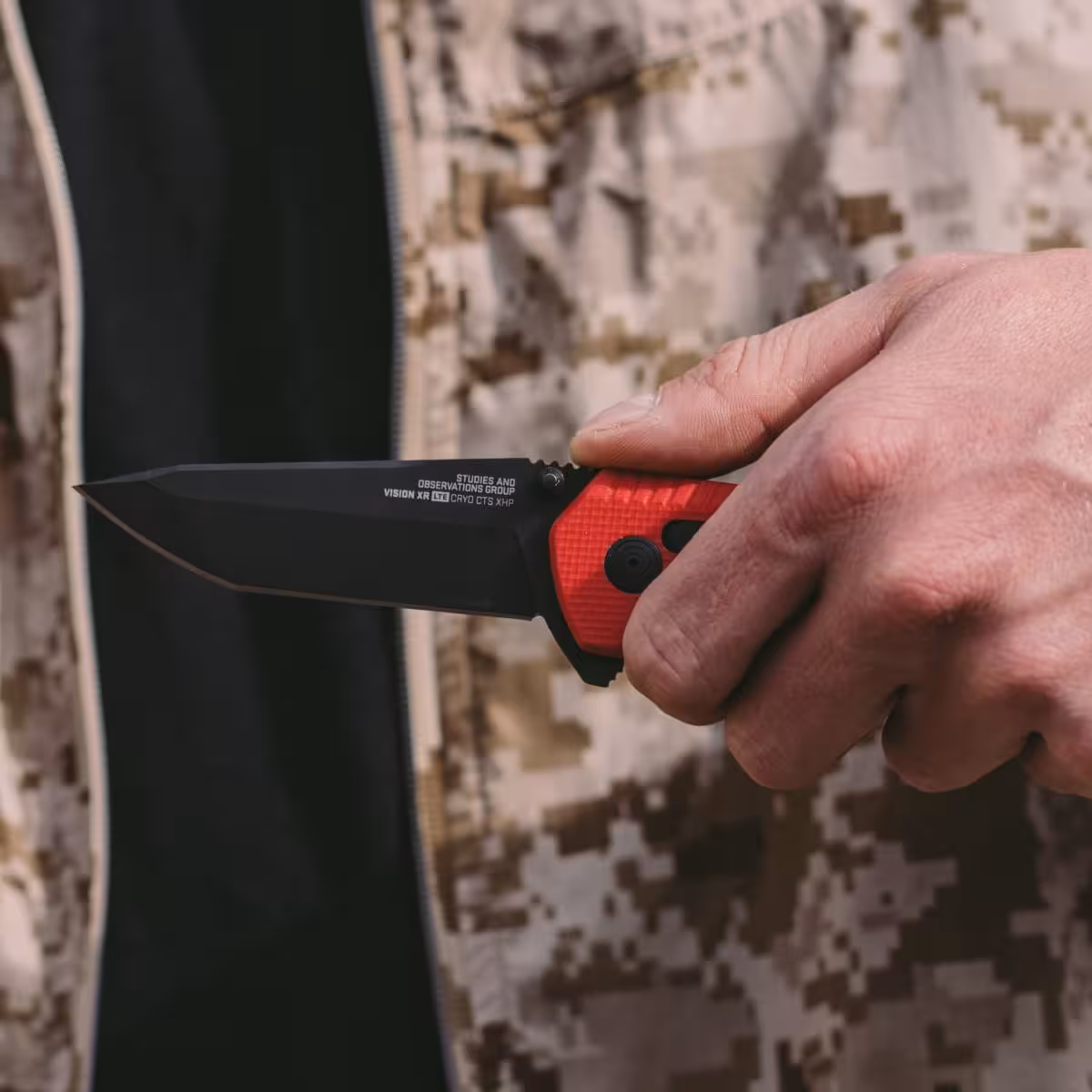 12-57-08-57_SOG-VISION-XR-LTE-RED