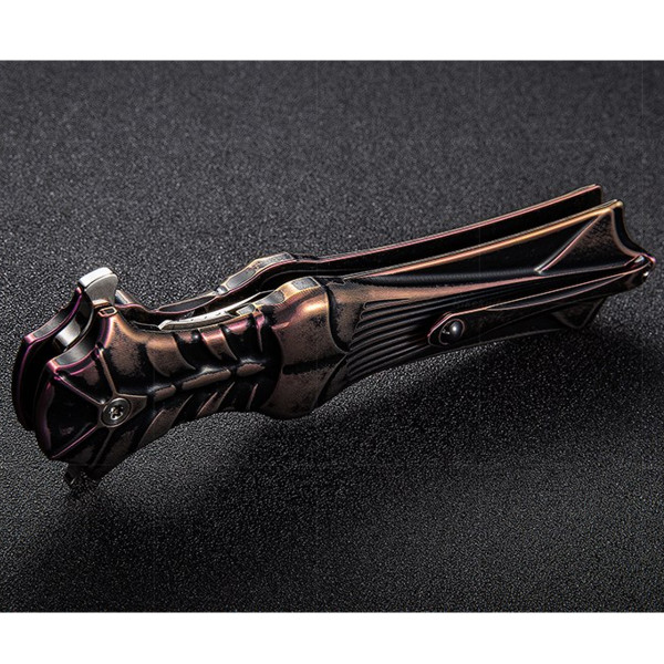 Rike-Knife-Amulet-BP