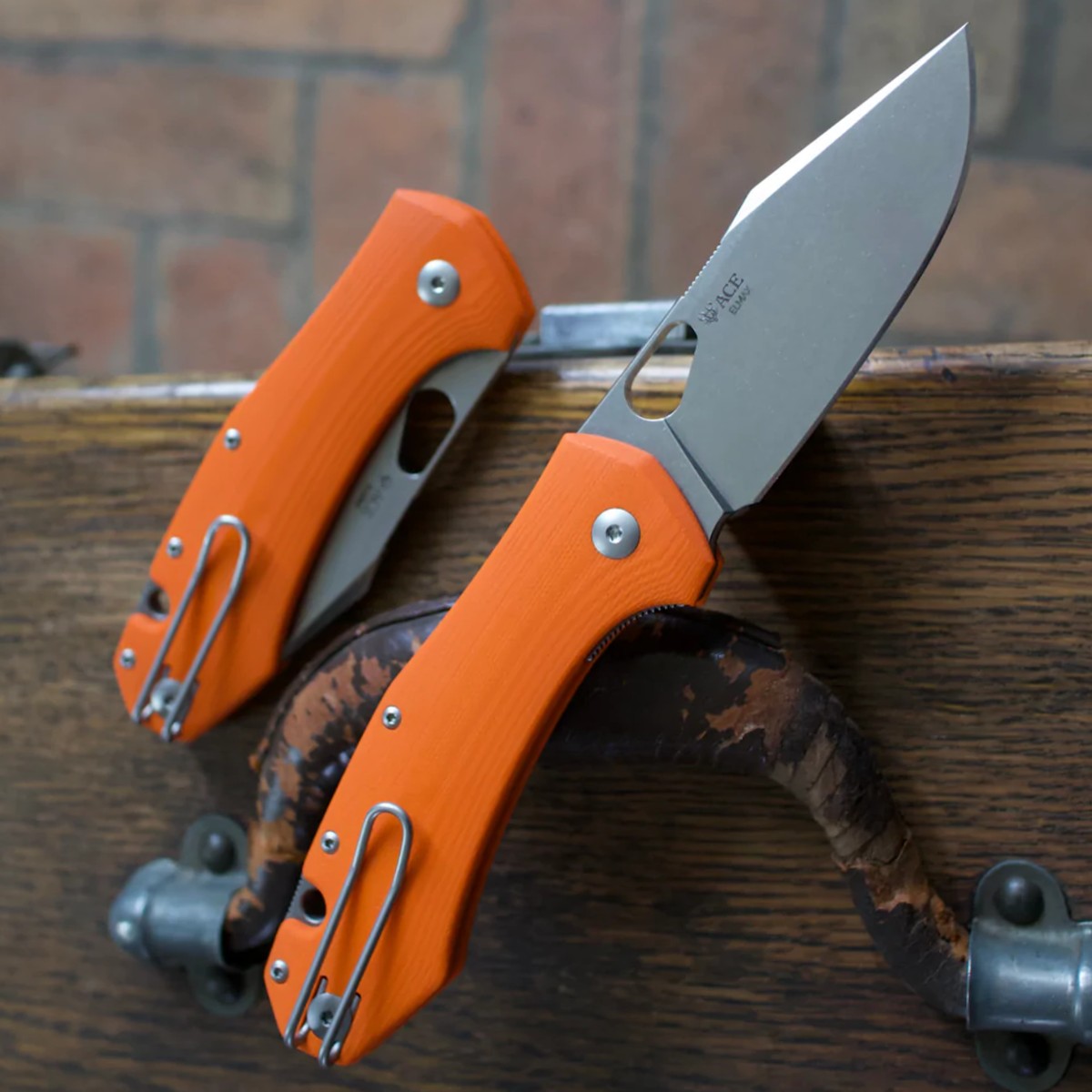 GIANTMOUSE-ACE-GRAND-ORANGE-G10