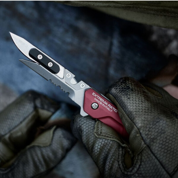 extrema_ratio_messer_ferrum_rescue_red_edc_every_day_carry_flipper(6)