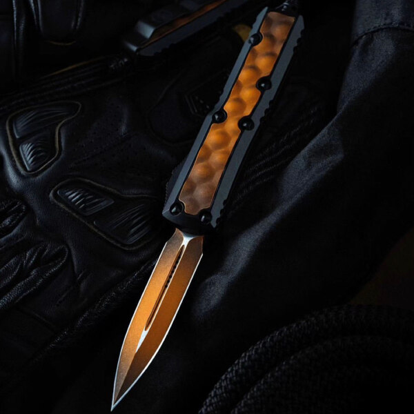 Microtech-Daytona-Weathered-Signature-Series-Blade-Show-West-2023-126-1BIWORS