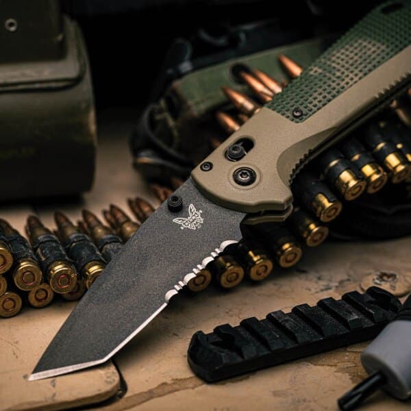 Benchmade-Redoubt-AXIS-431SBK-1